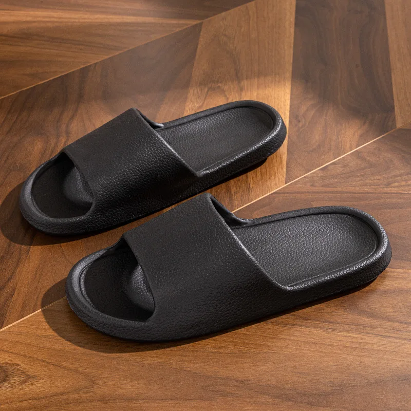 2024 Summer Slippers Men Women Soft Indoor Home Flat Sandals Fashion Flip Flops Beach Shoes Man Couple Non-Slip Bathroom Slides