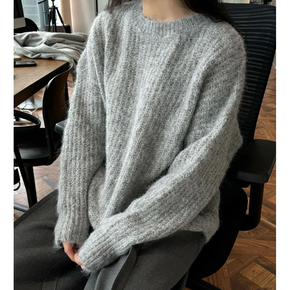 2025 Spring Soft Knitted O-Neck Sweater Soft Material Sweater Tops Women Pullovers Fashion Pull Femme