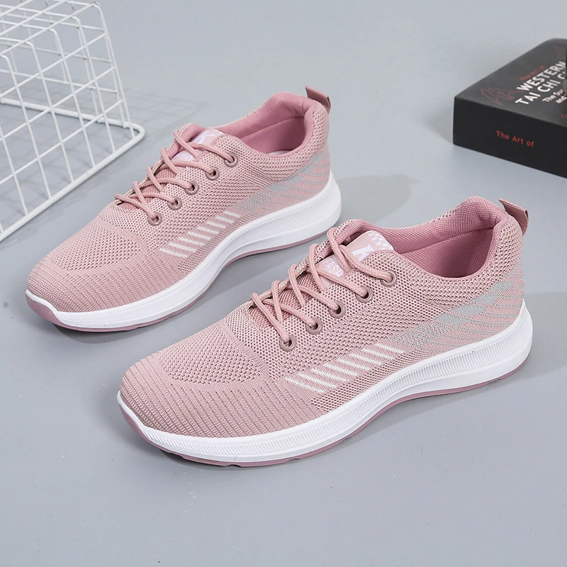 Zapatillas de deporte transpirables con tacón bajo de malla para mujer, zapatos vulcanizados con cordones, costura de colores mezclados, gran oferta, Primavera, 2024