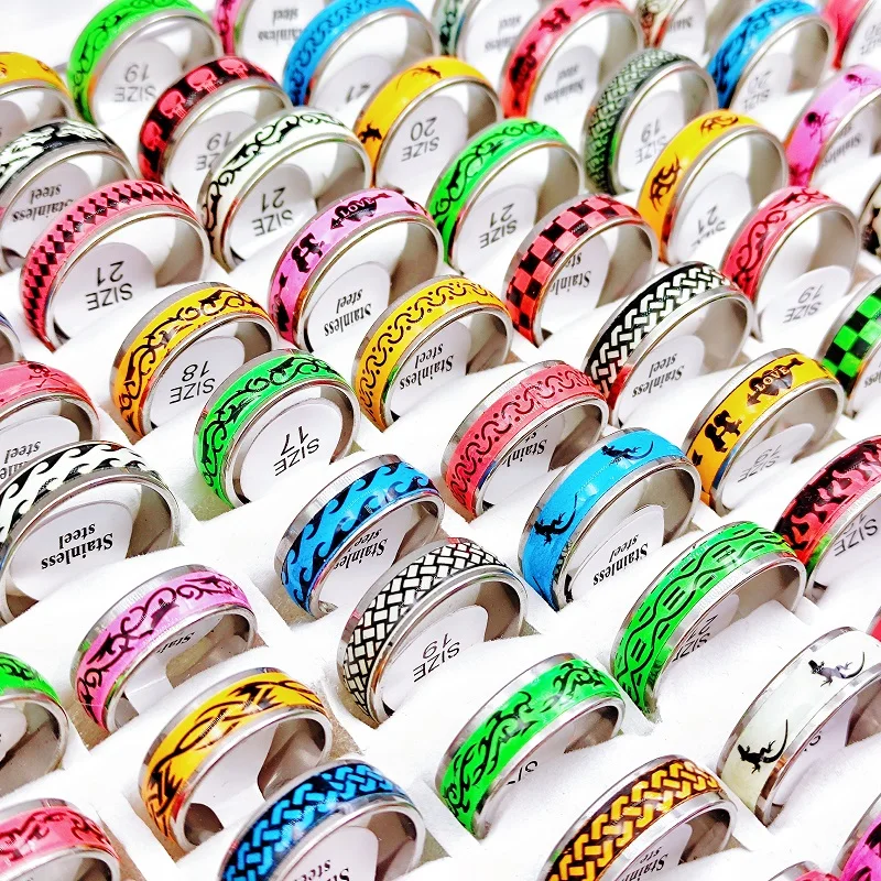 50/100Pcs Fashion Stainless Steel Colorful Luminous Rings for Men and Women Mix Design Glow in the Dark Charm Jewelry Wholesale