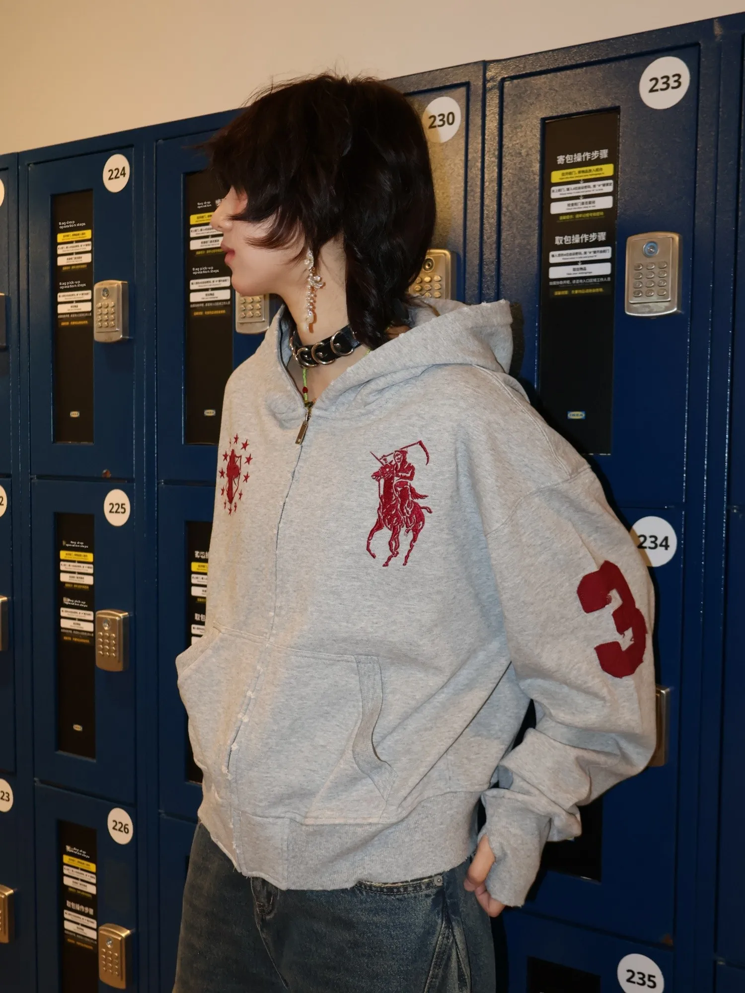 

Ретро-американская толстовка с вышивкой, свободная куртка в стиле хип-хоп, крутая уличная одежда для пар, удлиненная, на молнии