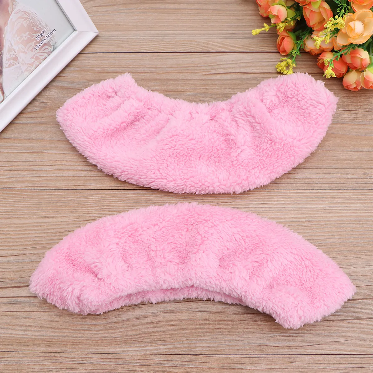 

2Pair Super Absorbent Thick Skate Covers Compatible with Hockey Figure Ice Skates Rust Proof Moisture Wicking Comfortable Skate