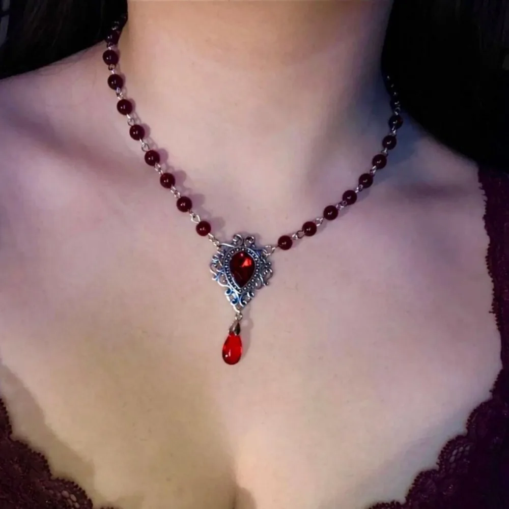 Victoria Gothic Sliver Color Lacework Red Water Drop Glass Crystal Pendant Bead Chain Necklace for Women Rose Witch Jewelry Gift