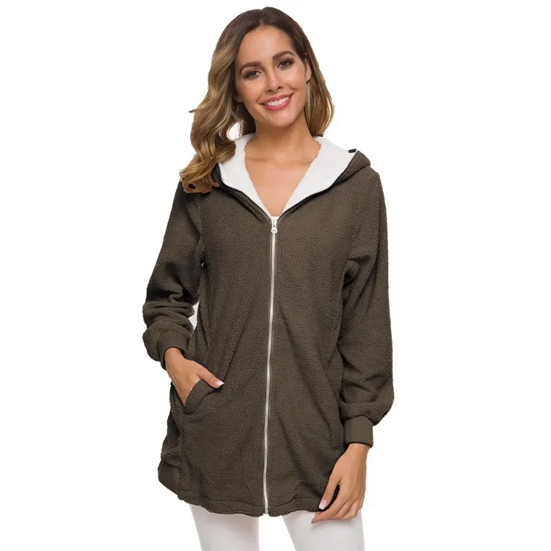 الشتاء النساء فو الفراء سترة 2025 السيدات رقيقة البلوز الصوف معطف الفرو رقيق هوديي أبلى فام بالأزرار المرأة السترات معطف