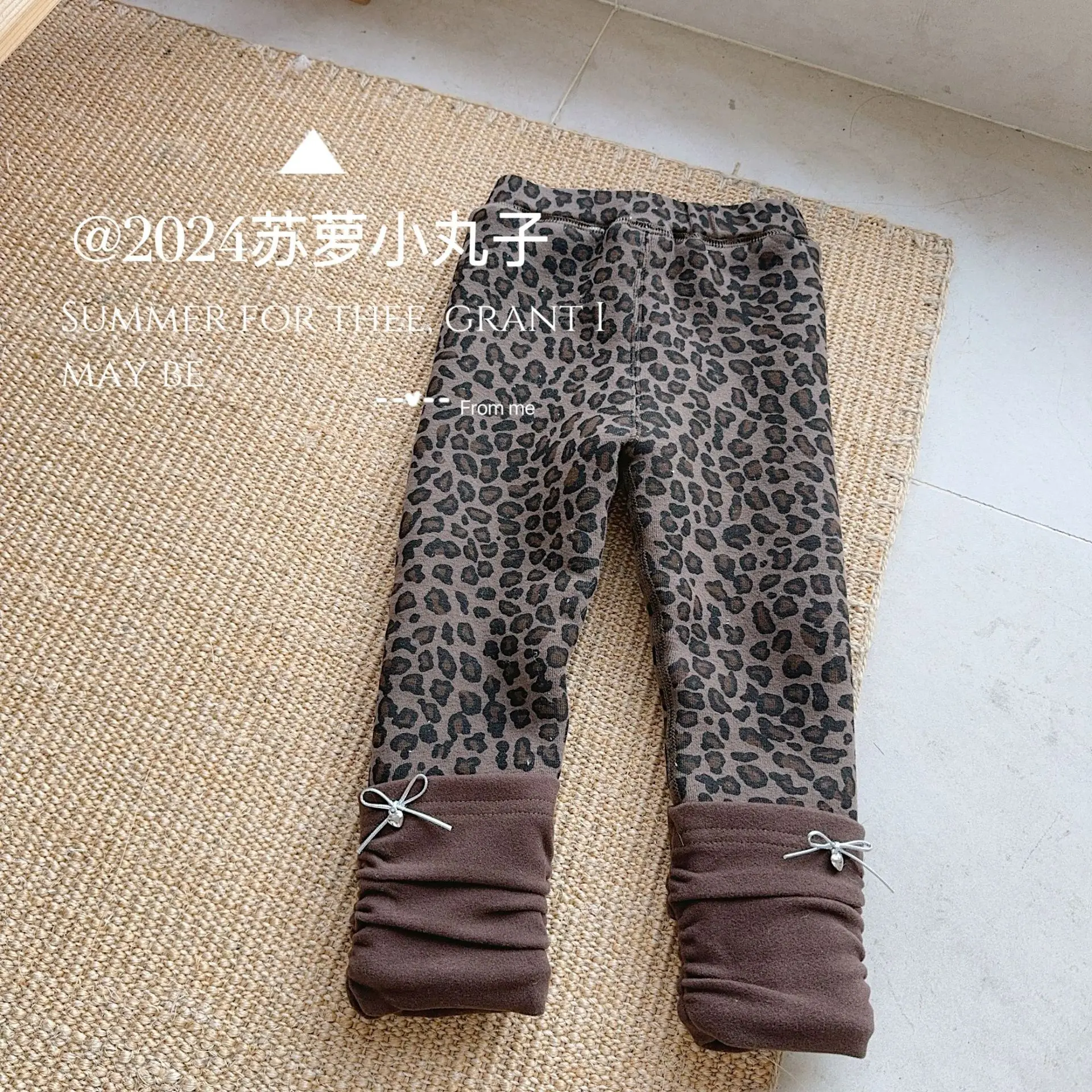 2024 Winter Super Thick Velvet and Cotton 0-3 Year Old Girls and Children Warm Leopard Print Boneless Leggings Trousers Outside