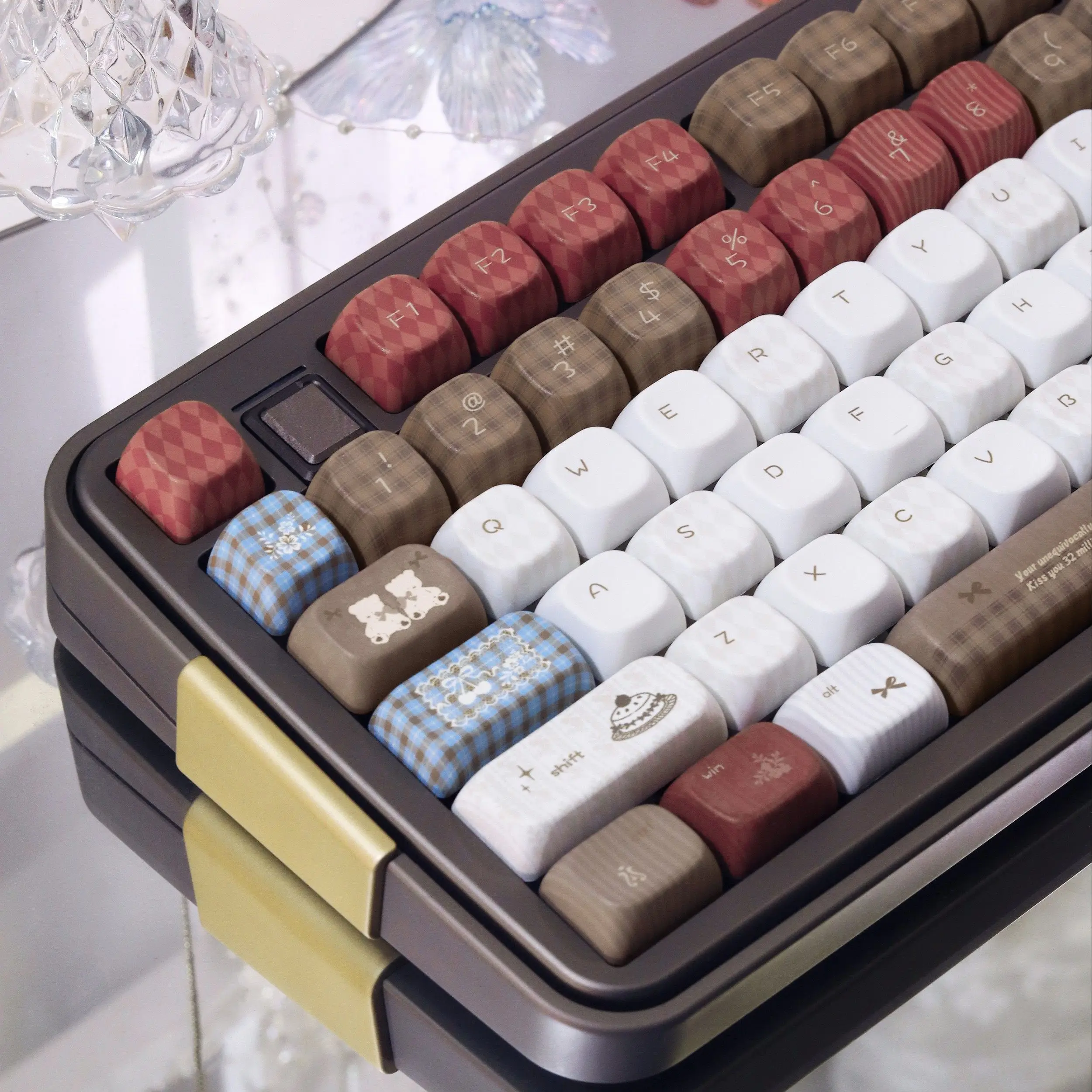 MAIMOOO Coffee Bear Keycap Cherry FOA Profile Retro Aesthetic Plaid Cake Bow Cute PBT Custom Keycaps for Mechanical Keyboard