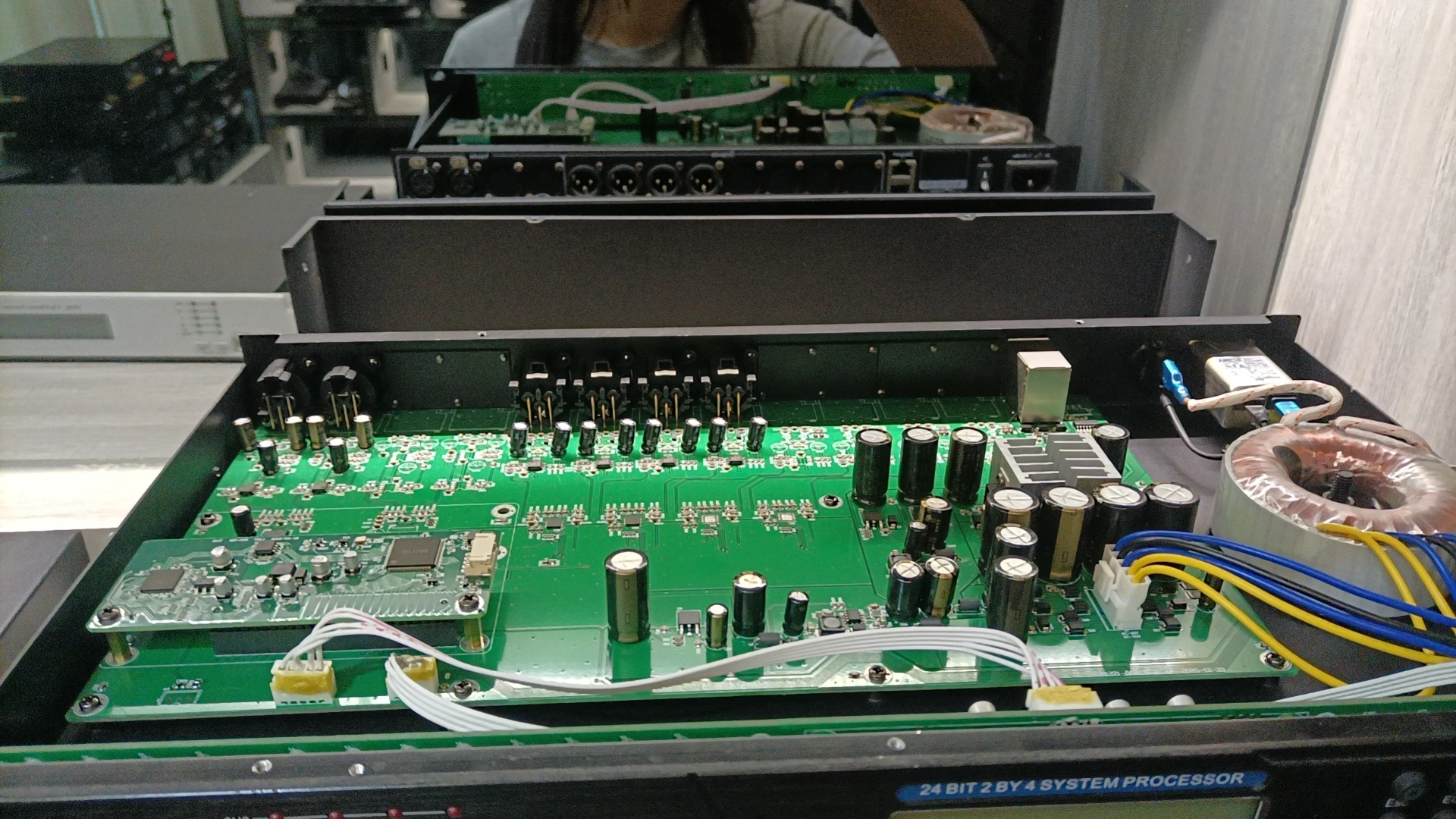 Professional 3 By 6 Digital Audio Processor 4 In 8 Out Sound Crossover/system Processor Linkwitz-riley Bessel Butterworth Filter