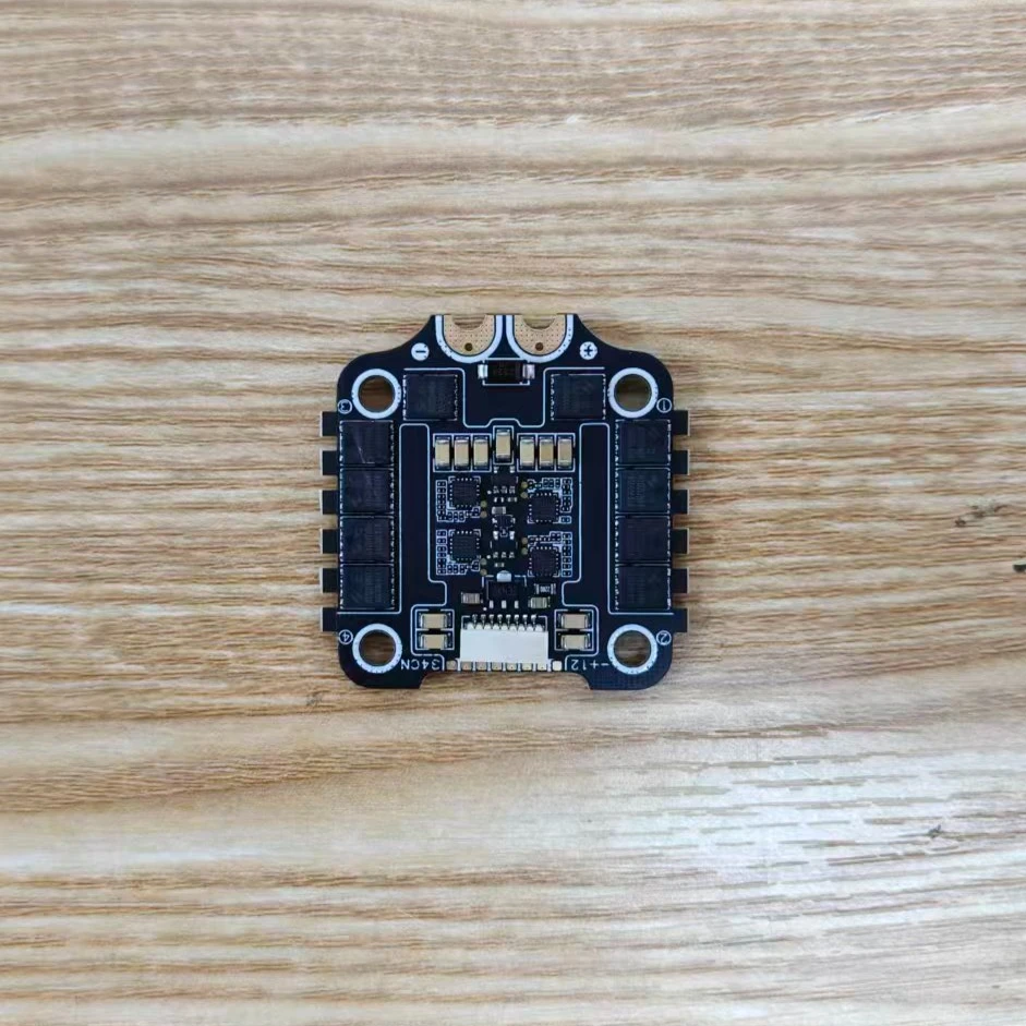 SpeedyBee Same F405 V3 30x30 FC i 50A 4 w 1 ESC Stack BLS 32-bitowy, wysokowydajny moduł sterujący do dronów wyścigowych FPV, freestyle i quadcopterów RC