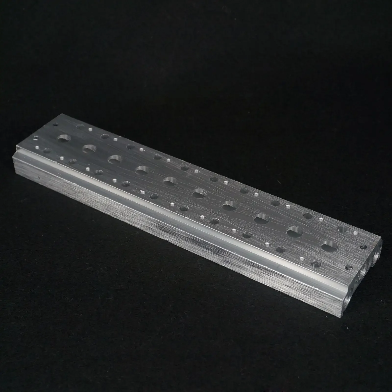 200M-10F 10 Station…