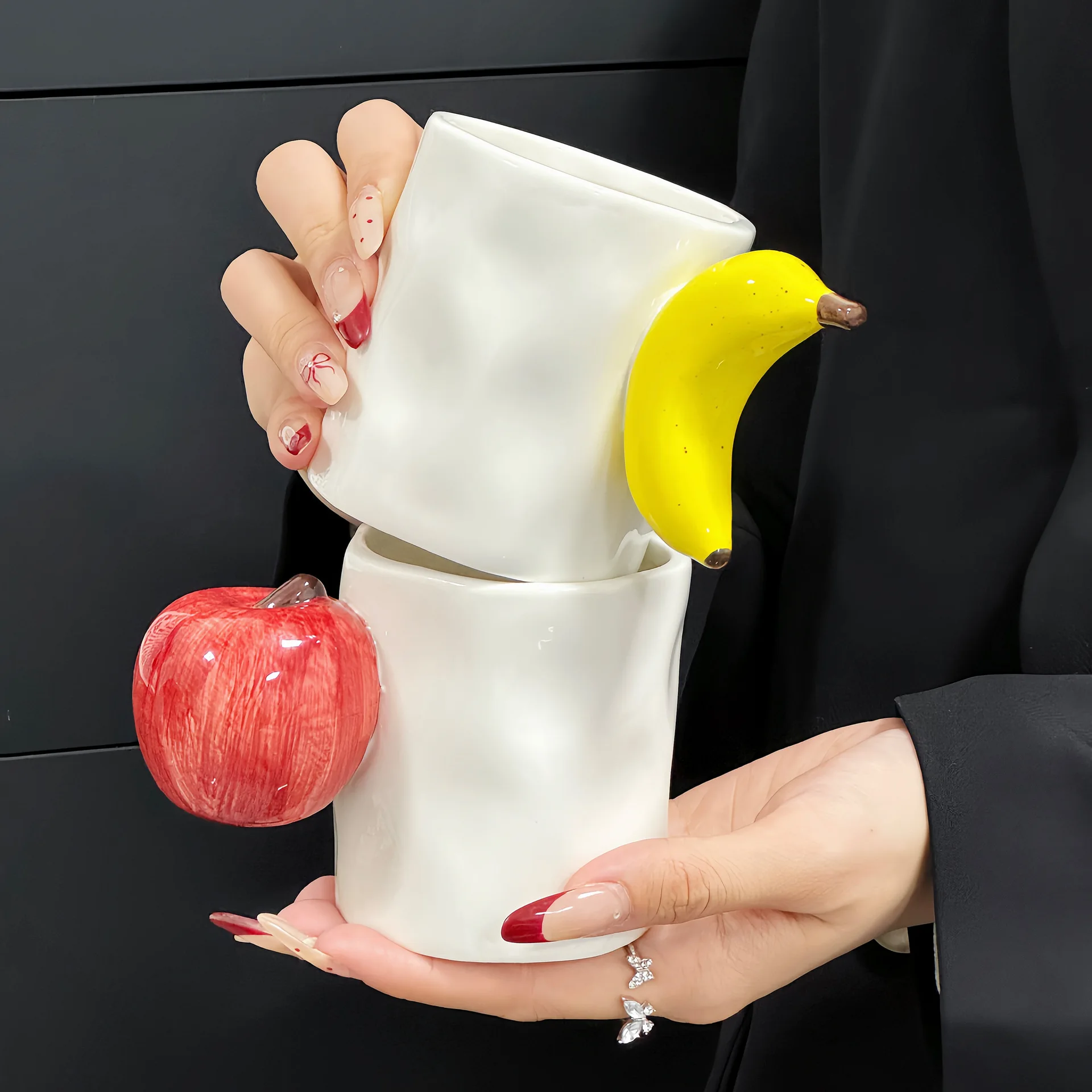 

Creative Fruit Handle Mug Apple Banana Ceramic Mug Lovers Birthday Gift Cup Home Coffee Mug Living Room Coffee Table Decoration