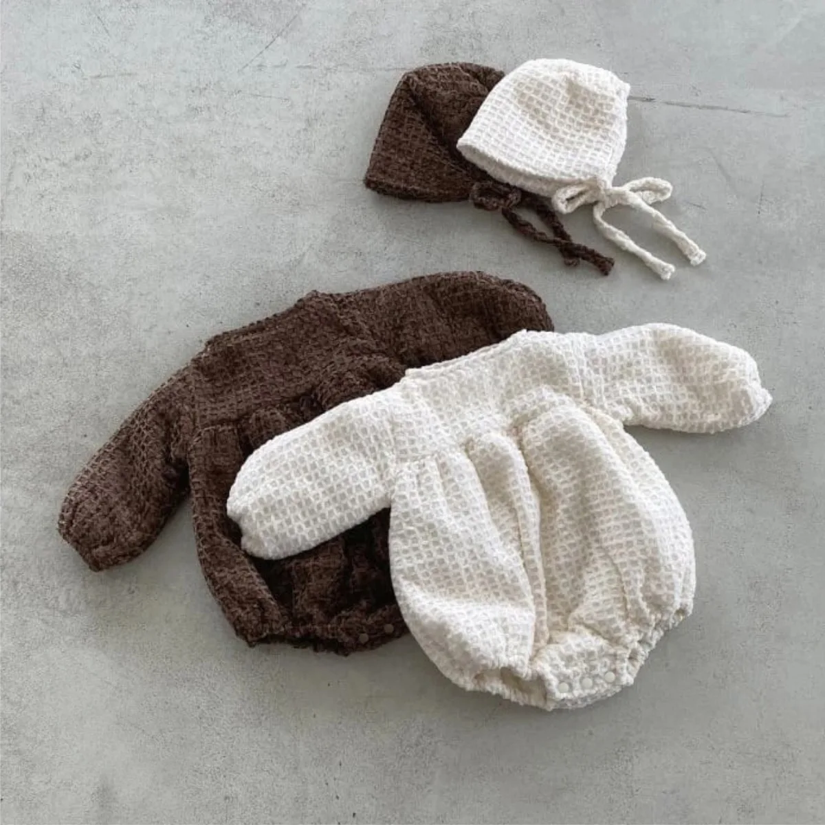 2025 Winter New Baby Warm Waffle Bodysuit + Hat Plus Velvet Thick Infant Boy Girl Cotton Padded Jumpsuit Toddler Clothes 0-24M
