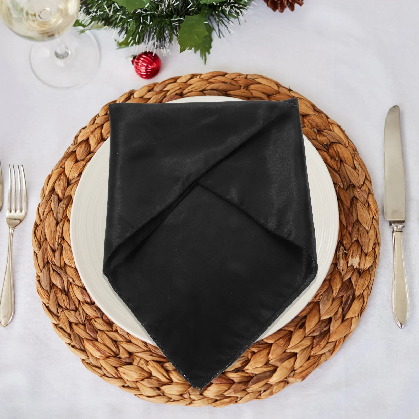 

5Pcs Satin Fabric Dinner Napkins Soft Washable Reusable Cloth Napkins for Wedding Party Table Dining Fabric Table Napkin
