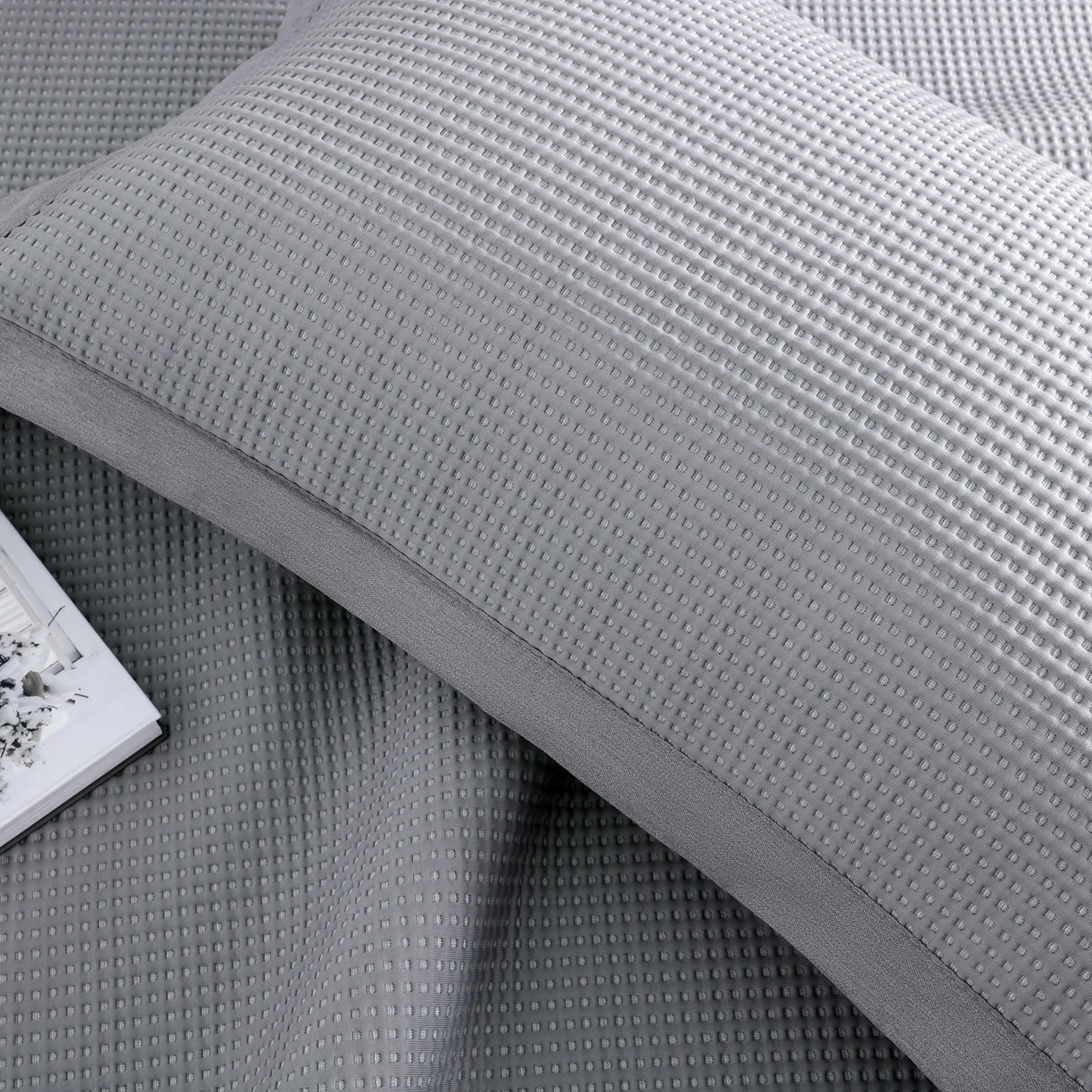 2pcs Summer Cooling Pillowcase - Breathable Air Conditioning Pillow Cover For Hot Sleepers No Insert Included 48 x 74cm