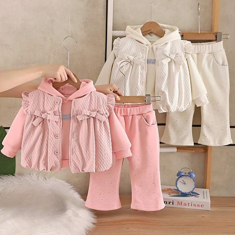 Girls Winter Thick Set 2026 New Toddler Korean Warm Vest Fleece Thick Sweatshirt Three Piece Set Trendy