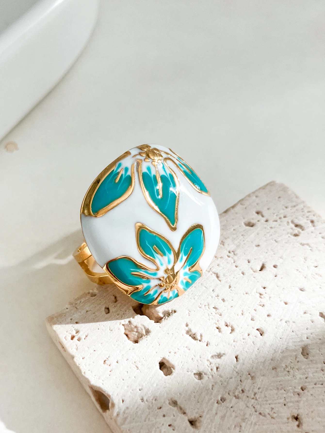 May@Rz A Delicate P… - image