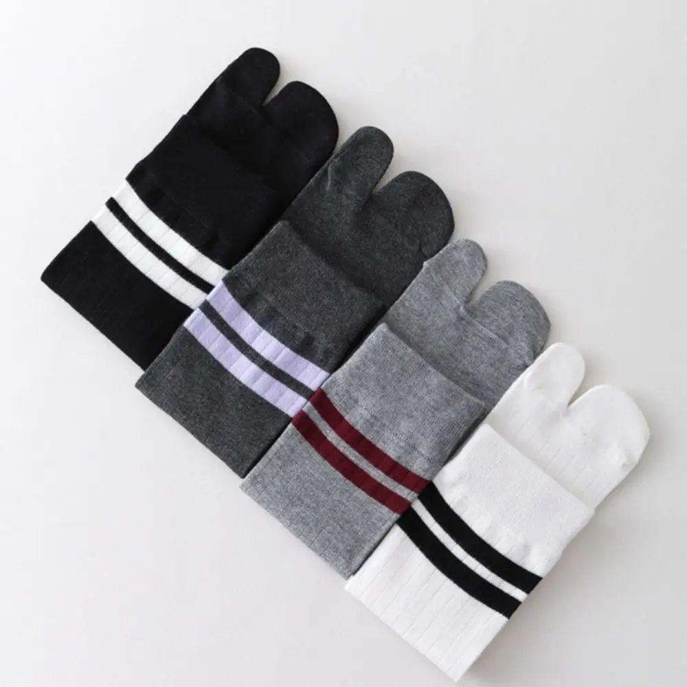 2Pairs شريط اثنين تو جوارب أنبوبية امتصاص العرق تنفس تو منتصف العجل الجوارب الجوارب القطن فاصل أصابع القدم الجوارب النعال