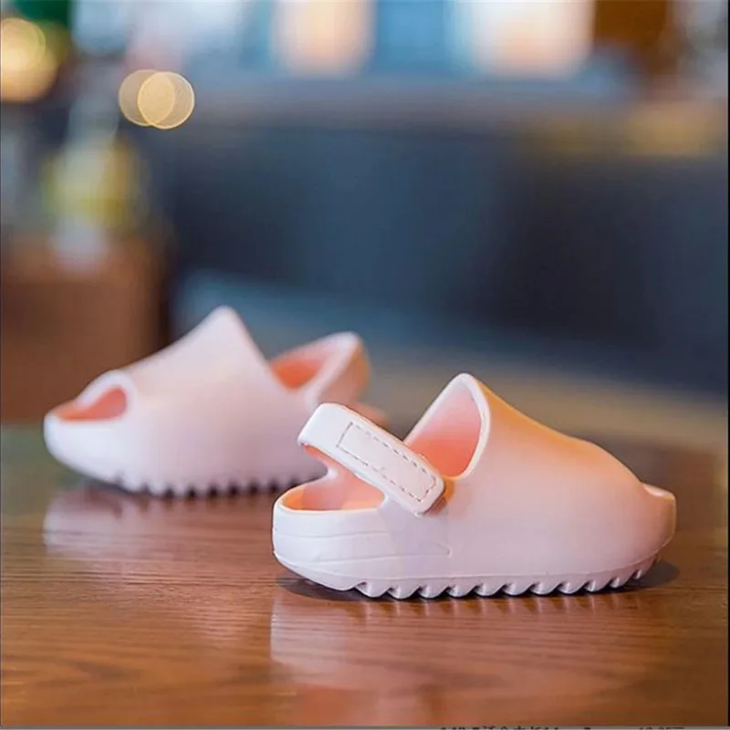 New Baby Toddler Kids Slip-On Fashion Sandals Boys Girls Foam Beach Summer Slides Bone Resin Children Lightweight Water Shoes