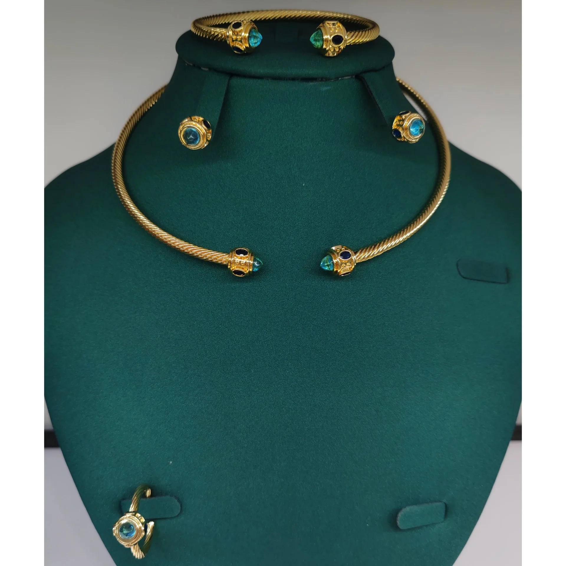 

Luxury Trendy Vintage AAA Zircon Copper Choker Necklace Earrings Bangle Ring Sets For Women Wedding Party Evening Dress Jewelry