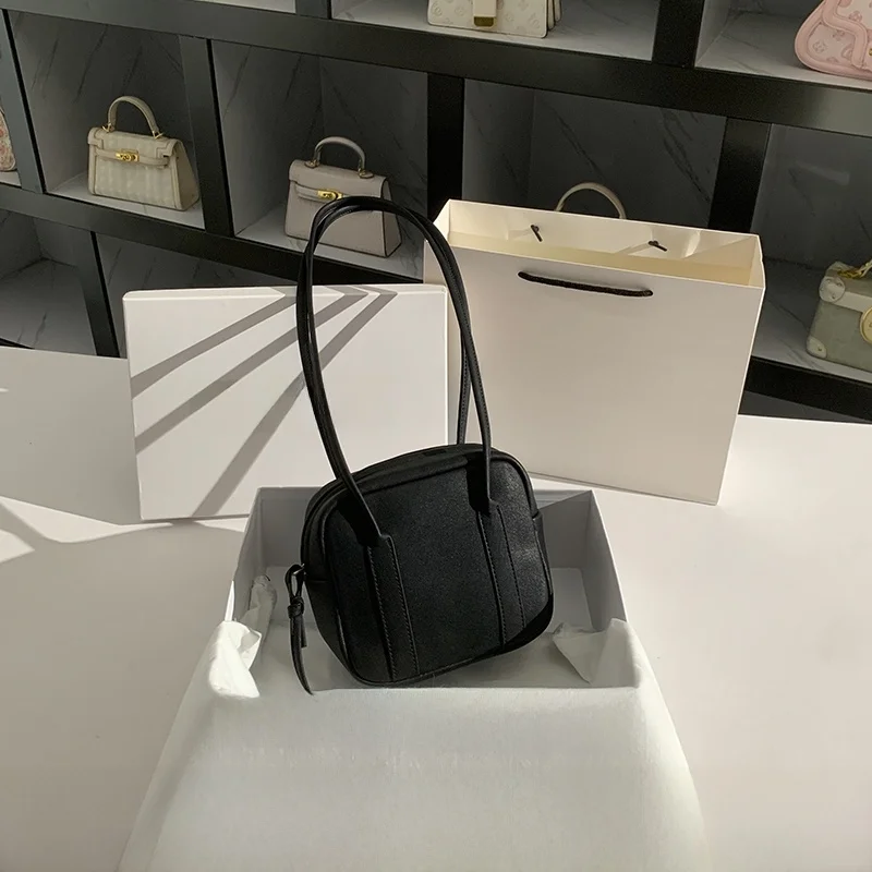 

Женская сумка через плечо Ma Jankles Luxury Square Bag: универсальная кожаная сумка для города с мягкой ручкой, однотонный дизайн