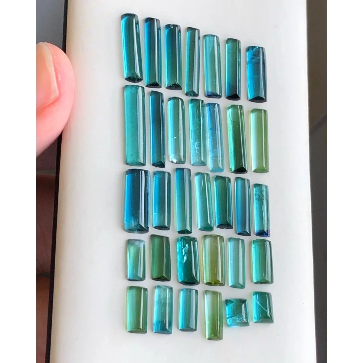 Brazilian Elbaite Gemstone Rough Collection, 10g 5-15mm Mixed Colors, Display Box for Craft Projects & Mineral Display