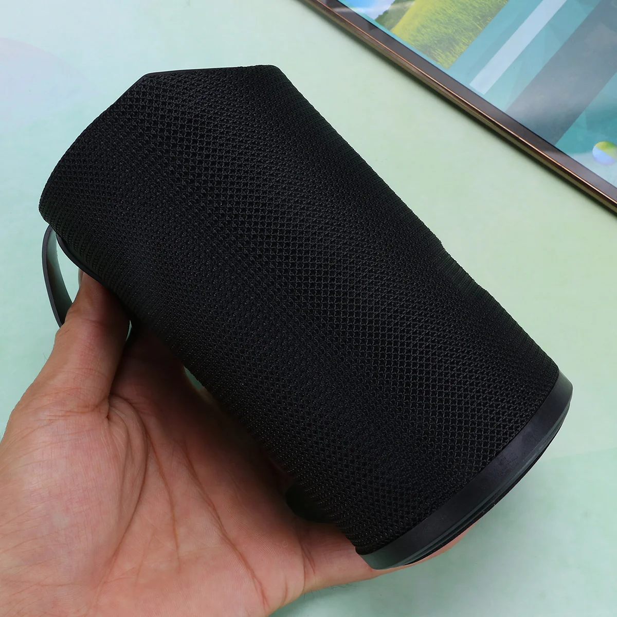 

Outdoor Speaker Waterproof Dustproof Stereo Sound Box Wireless Loudspeaker Portable Speaker Card USB Drive Music
