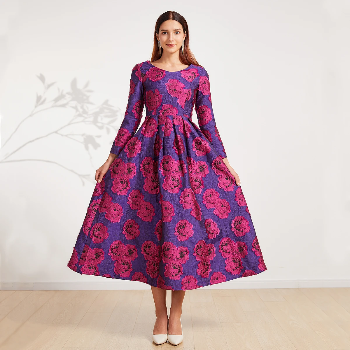 الشتاء والخريف الفاخرة الوزن الثقيل ثلاثي الأبعاد الجاكار كورتييه نمط الخصر المعانقة ألف خط الملمس الفاخر فستان طويل