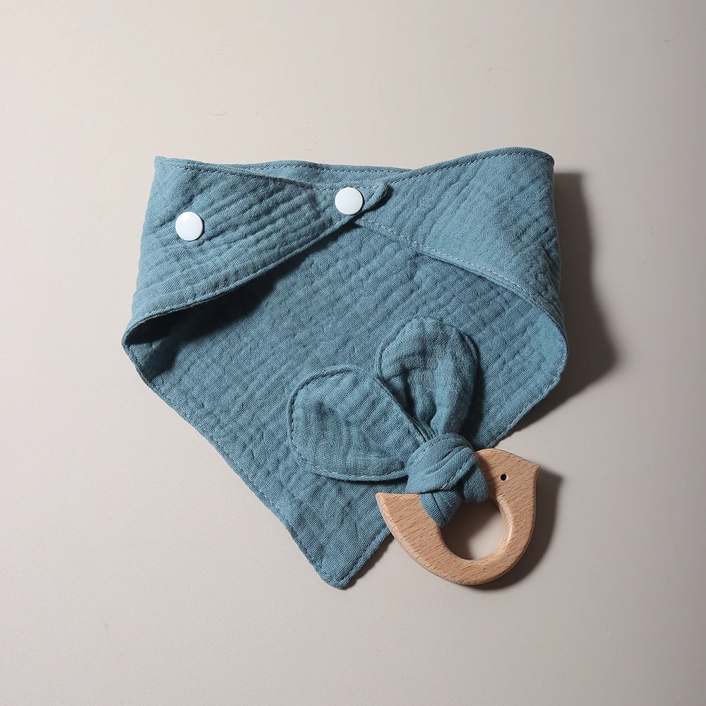 New arrival 100% muslin cotton baby bibs and  wooden bird teether newborn baby teether gift set