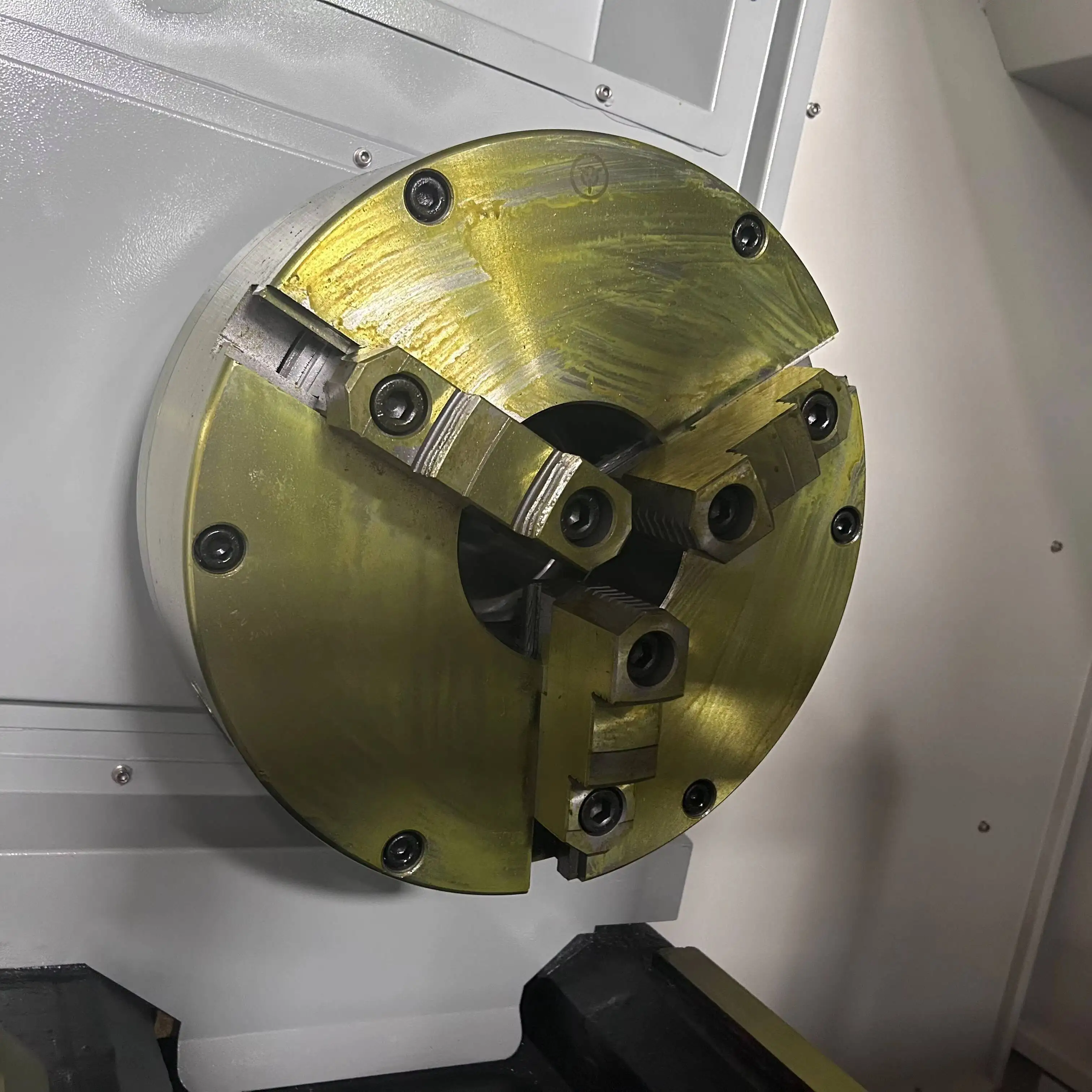 Ck6163 시리즈 CNC 선반 GSK 제어 시스템 105 스핀들 구경