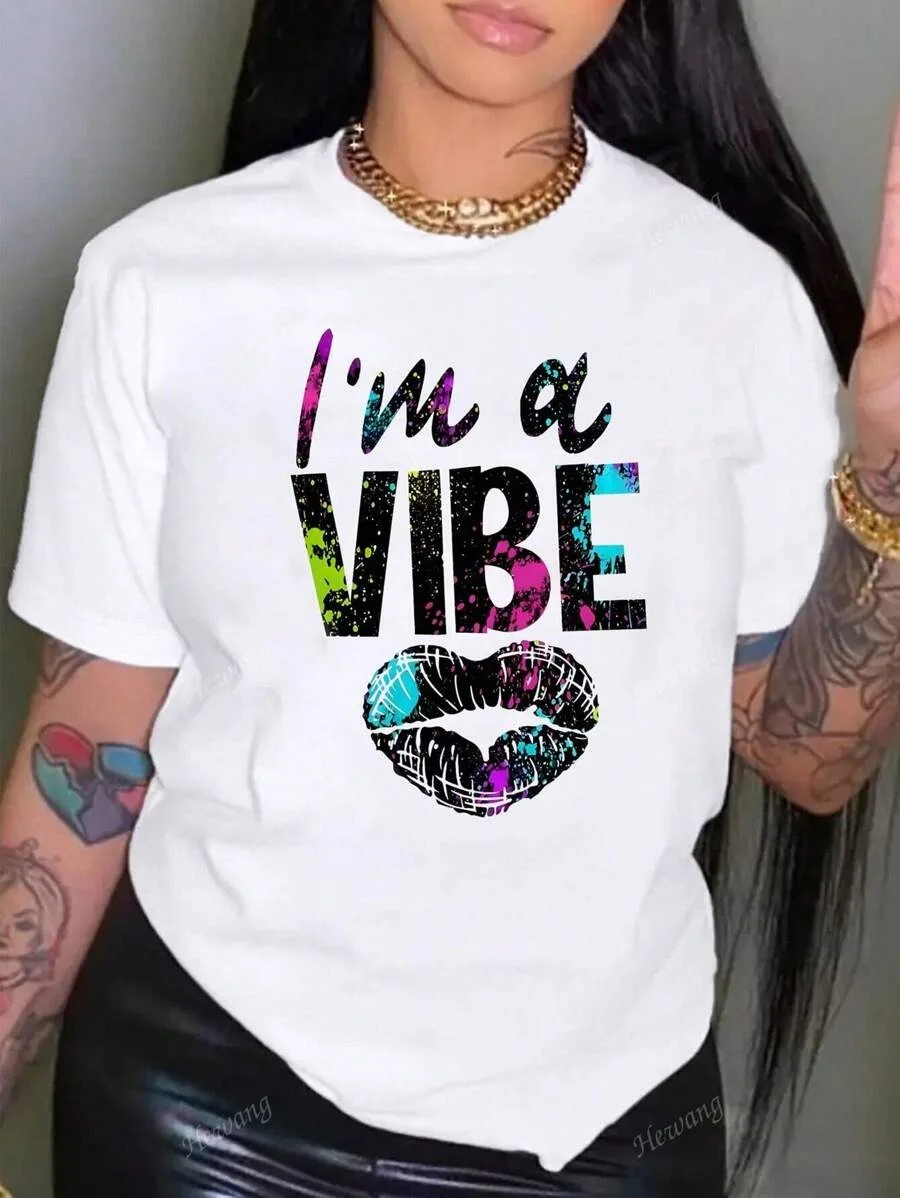 

Модная футболка больших размеров с рисунком «I'm a VIBE», белая с коротким рукавом
