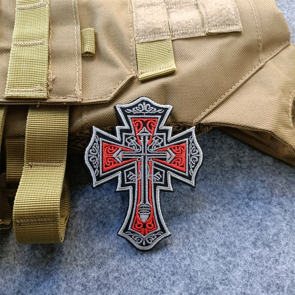 Large Knight Templar Morale Patch Delicate Embroidery Patches Decorative Stickers Hook and Loop Badge for Backpacks & Clothing