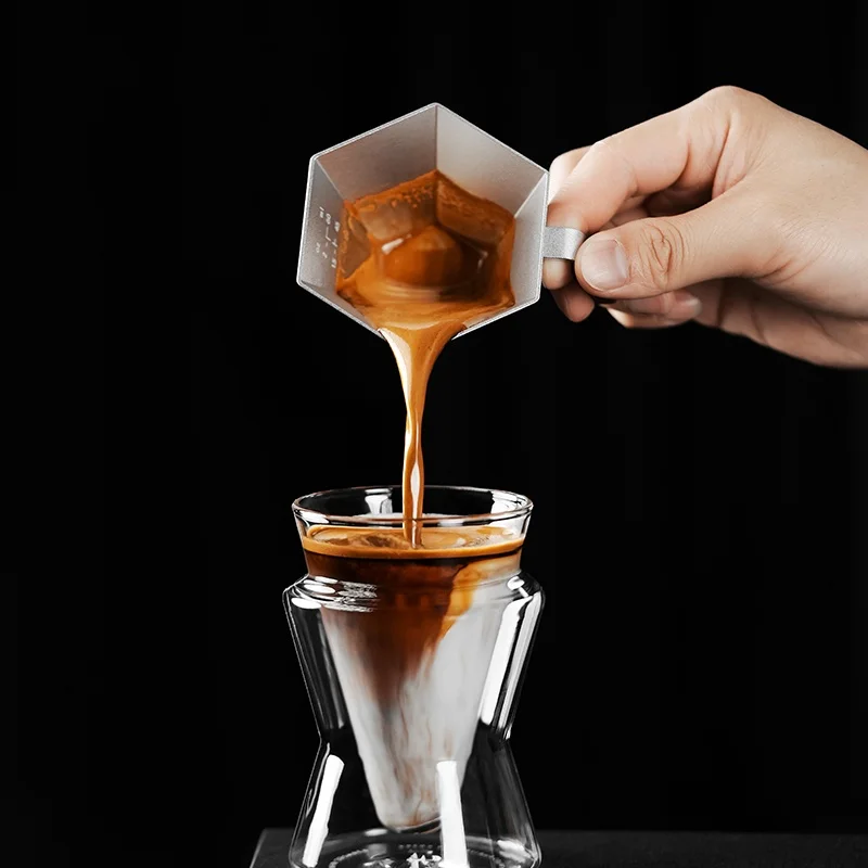 

MHW3BOMBER Bomber Aircraft Prism Coffee Extraction Cup Aluminum Alloy Double Scale Coffee Measurement Cup Dining Utensils