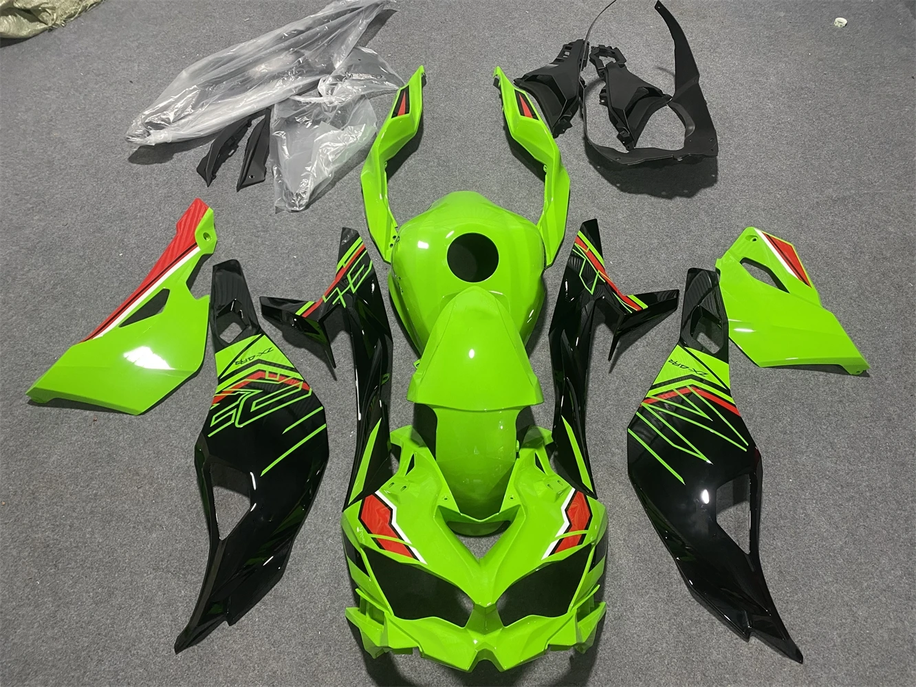 Motorcycle fairing suitable for ZX-25R ZX-4R 2021 22 23 years -25R ZX-4RR 2020 2021 2022 2023 Body fairing Green black Red