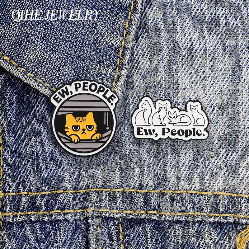 Ew People Multiple Cat Badge Enamel Pin Cute Humor Introvert Orange Cat Peeking Through Blinds Brooch Badge Jewelry Friends Gift