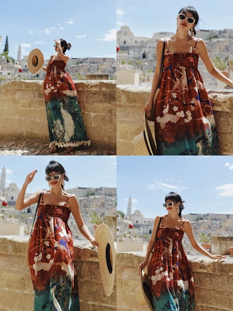 New Chinese-style vacation printed tassel halter dress