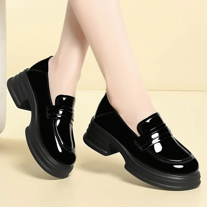 

5cm Vintage British Style Bright Leather Loafers Thick Sole Platform Shoes 20285 Fall Med Square Heels Shoes for Office Mom