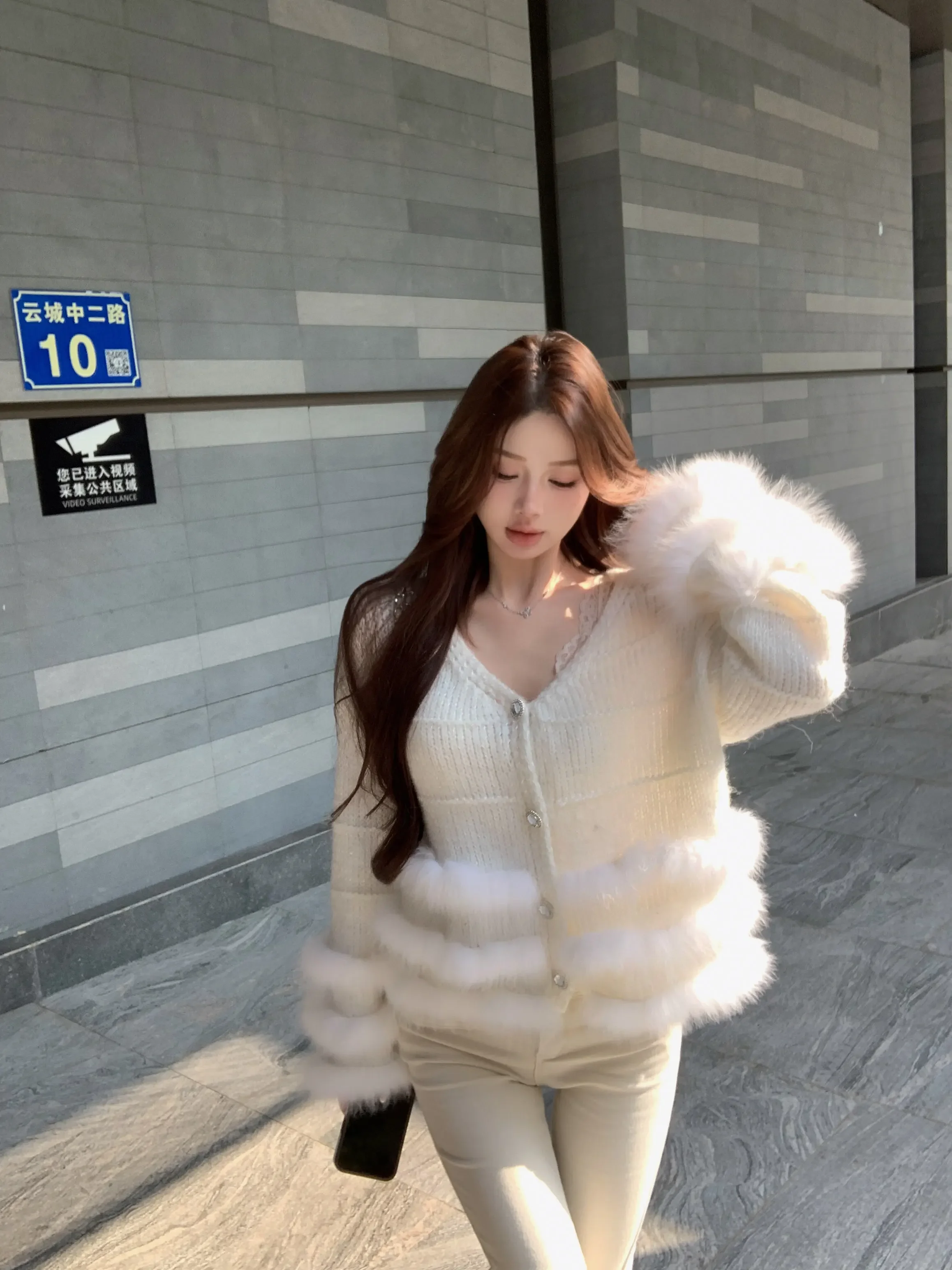 White Pink Feather Fur Patchwork Fashion Loose Sweater Women New Fall Winter Long Sleeve V Neck Cardigan Jumper Loose Casual Top