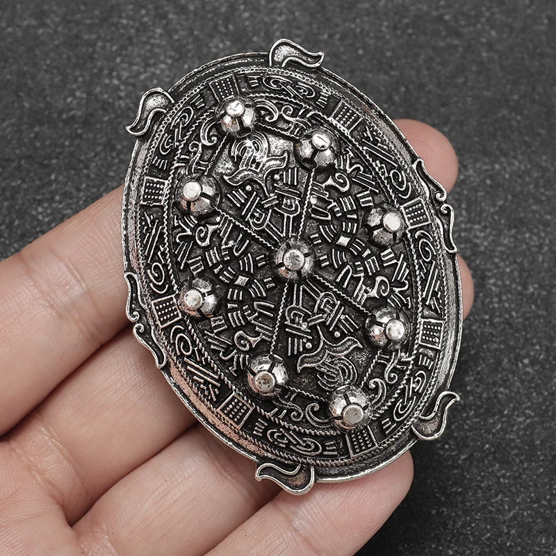 Vintage Nordic Fibula Shield Brooch Fashion Punk Amulet Pin Men\'s Medieval Clothing Pin