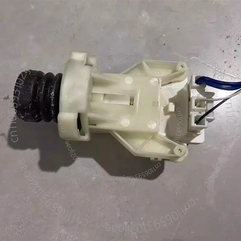 Adecuado para lavadora montada en la pared Daewoo XQG30-881E /882/888/9W99V piezas de Motor de bomba de drenaje