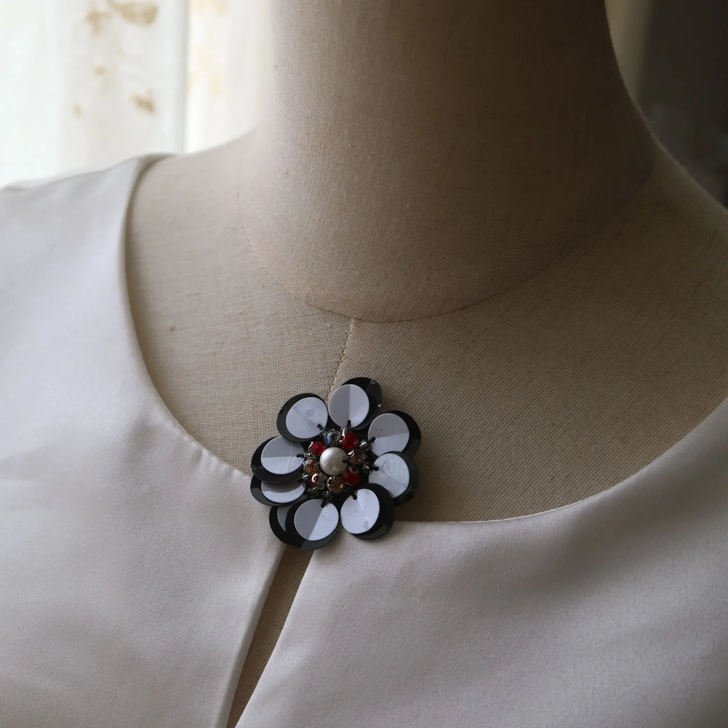 Modische 3D Handgefertigte Strass-Perlen-Applikationen für Kleidung, Vogel- und Tiermotiv-Stickereien, Patches mit Pailletten – Detail 8