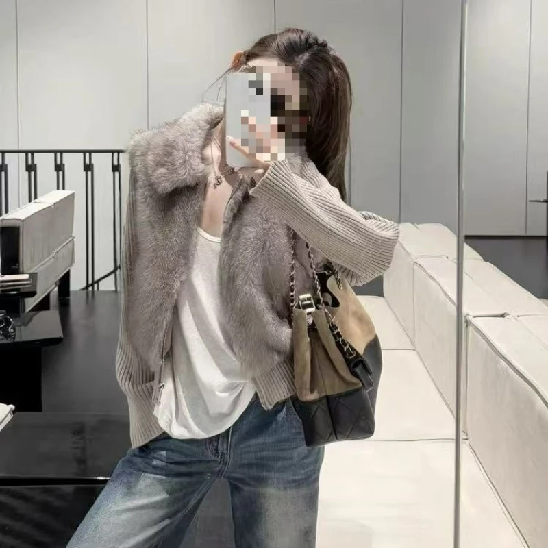 

2026 Autumn/Winter New fashion Imitation Fox Fur Vest Knitted Splicing Detachable Sleeves Collar Coat Looks Thin Versatile