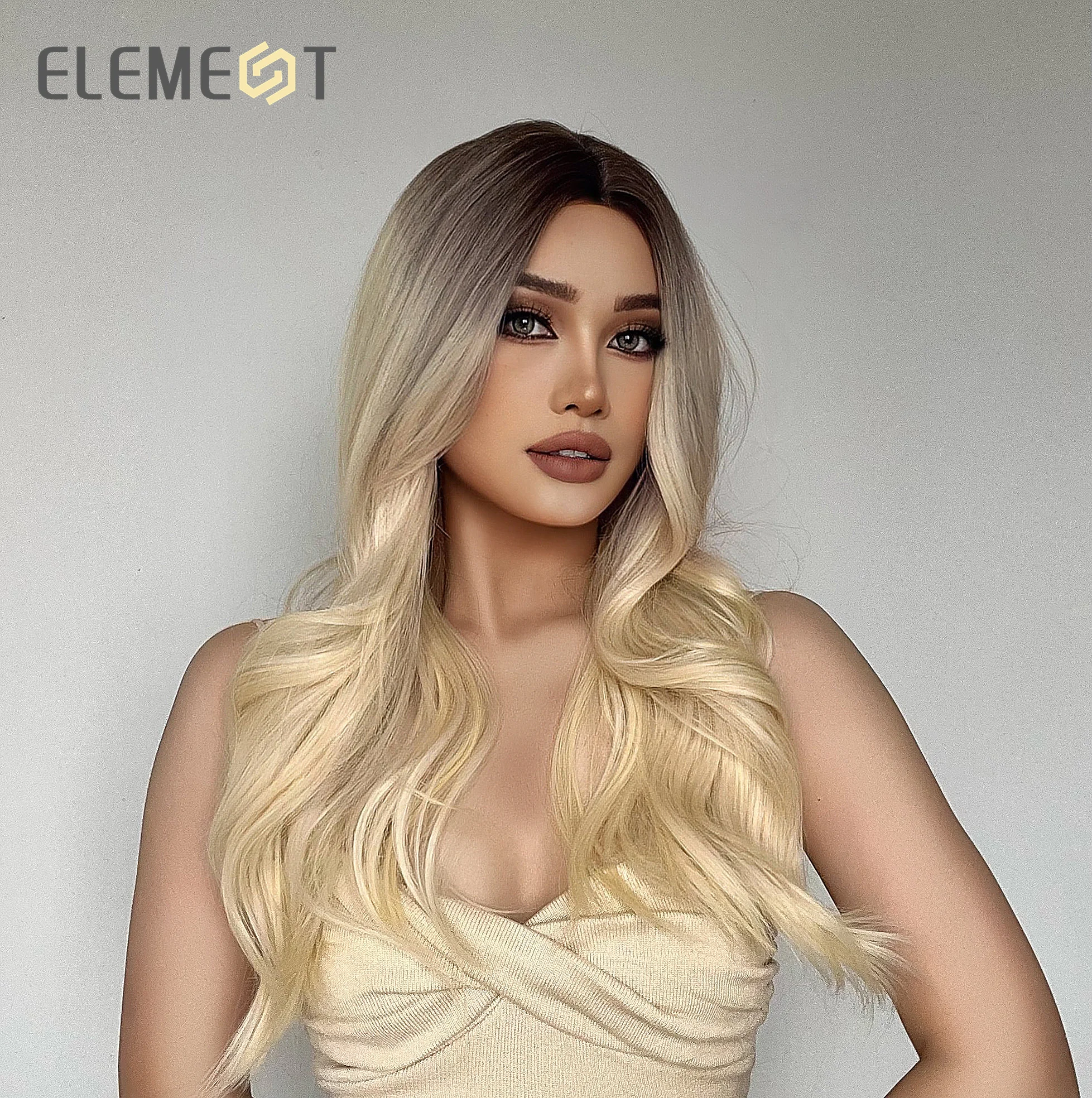 Wig Panjang Bergelombang Air Sintetis Elemen Ombre Coklat untuk Rambut Palsu Bagian Tengah Pirang Platinum untuk Wanita Pesta Sehari-hari Tahan Panas