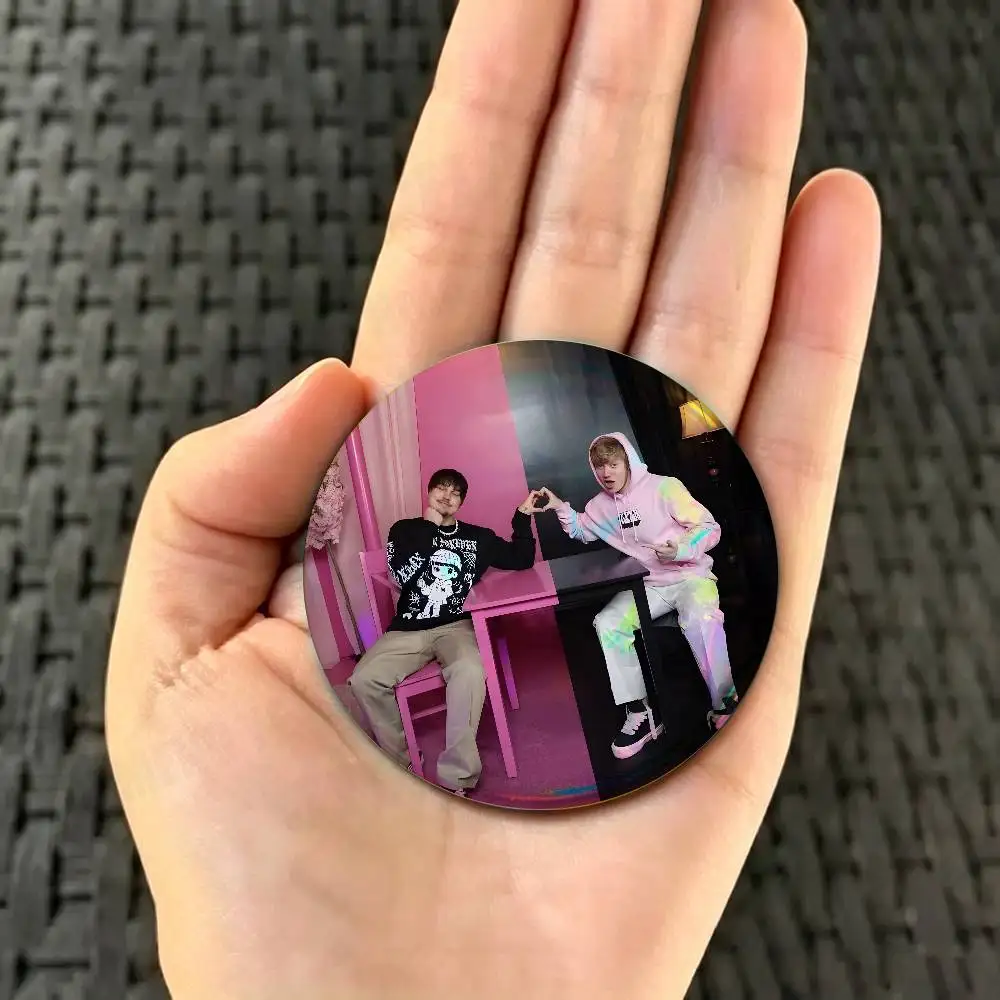 SO COOL S-Sam and Colby Brooches for Bag Decor Jewelry Accessories Gift 25/32/44/58/75mm Round Cartoon Badges