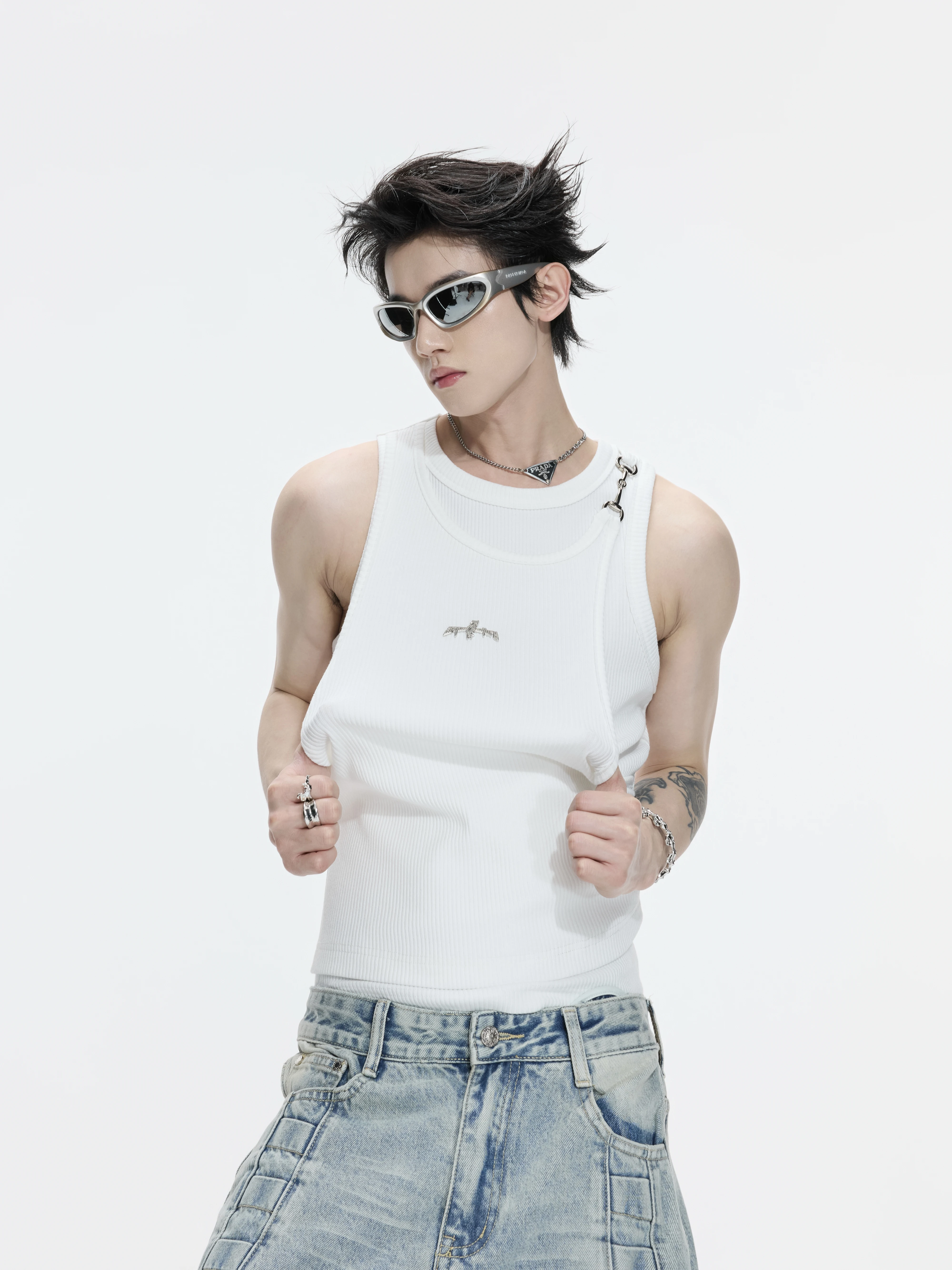Argue Men's Breathable Fitness Tank Top Metal Splice Sleeveless Threaded Vest Versatile Slim Fit Summer Sportswear T-Shirt