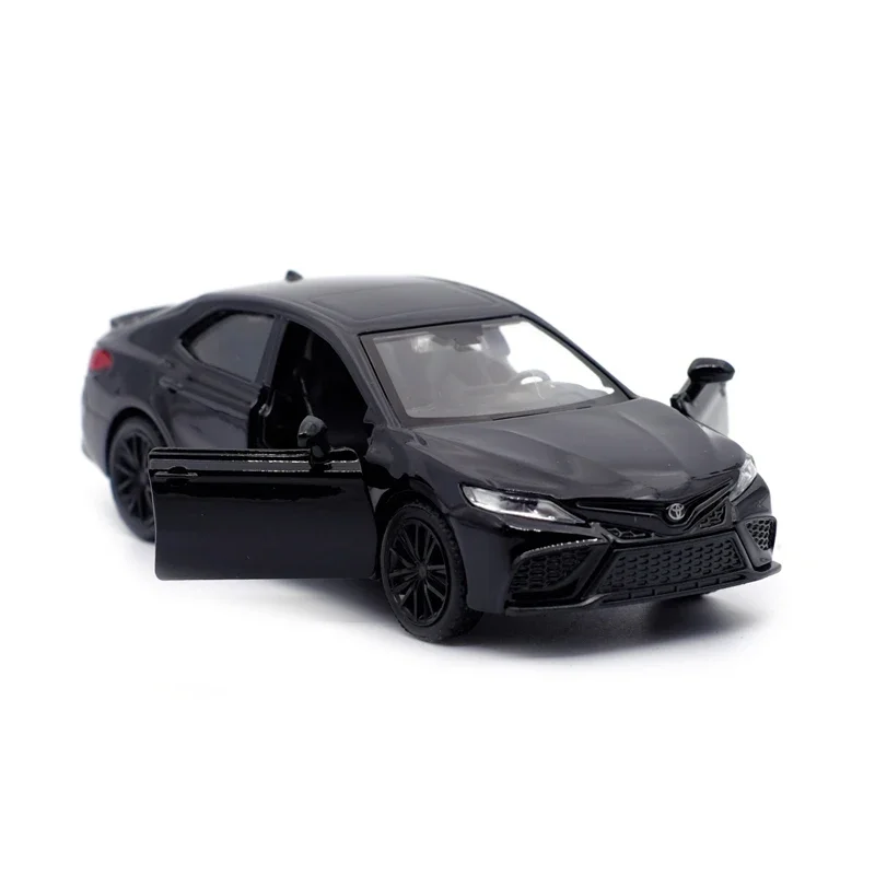 1:36 Toyota Camry XSE High Simulation Pull Back Car Model Car Metal Diecast Alloy Toy Car for Kid Gifts Collection