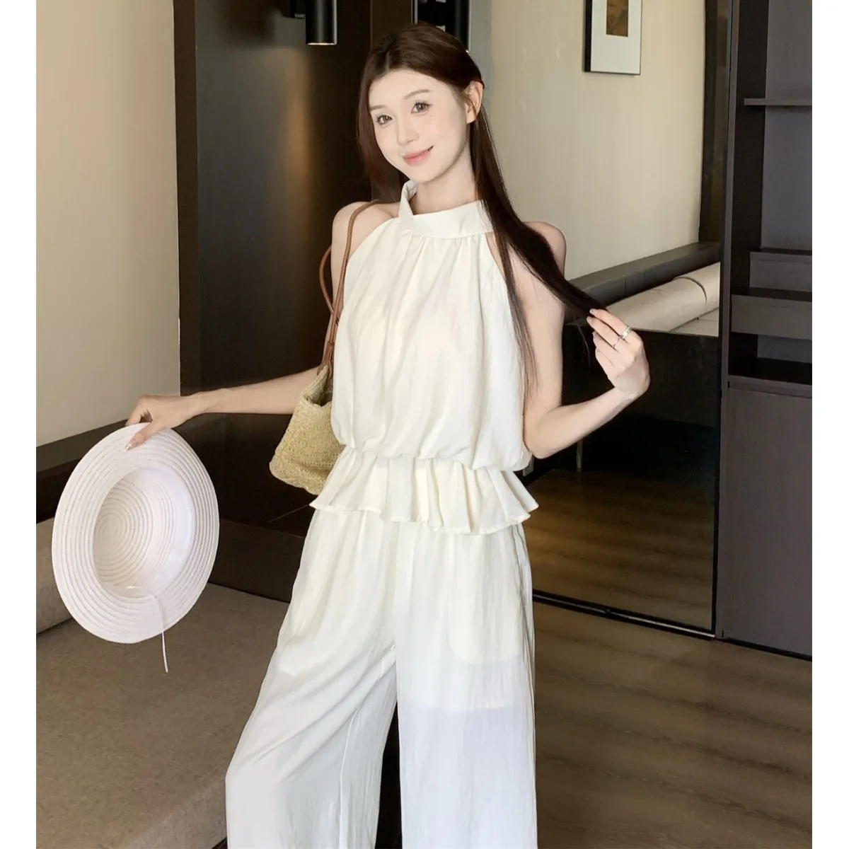 

Sweet And Cute Two-Piece Set with Lace Trim Wide Leg Pants Casual White Shirt Summer Fashion Ensemble for Women