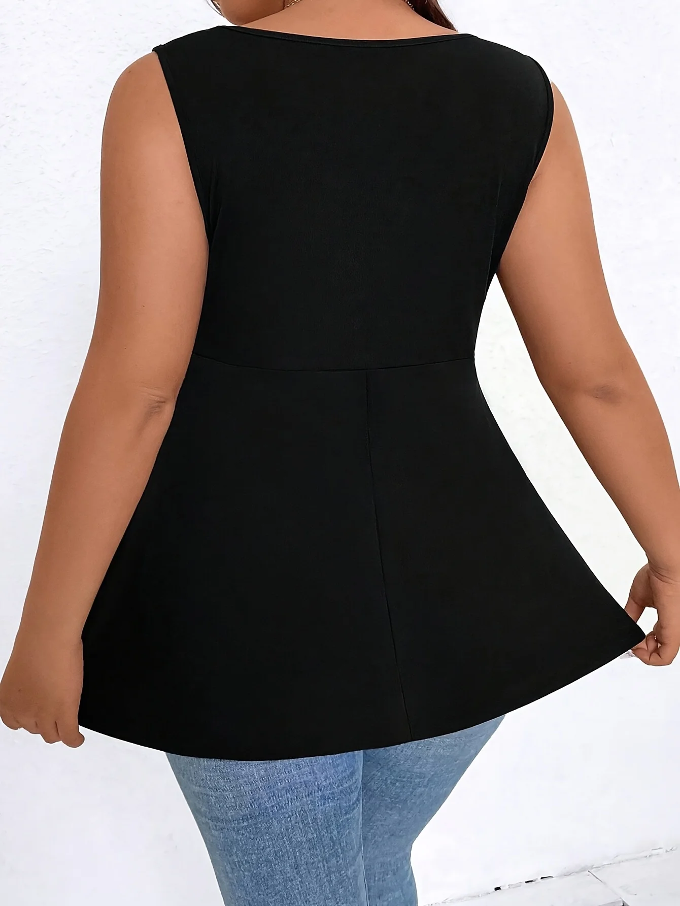 Elegantes Plus-Size-Oberteil für Damen mit quadratischem Ausschnitt und Raffungen für mühelosen Stil – Detail 2