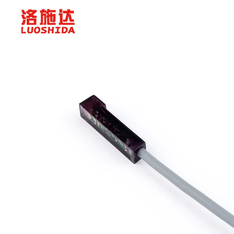 Custom Non-Shielded Square Plastic Sensing Device 2M Cable PNP NPN NO NC Q5 Inductive Proximity Sensor with LED