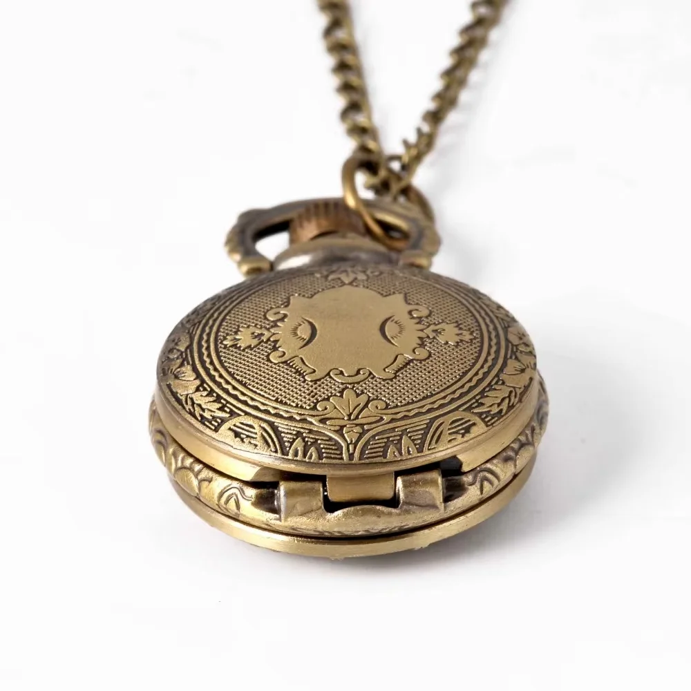 Pocket Watch Men's Watch Small Protection Shield Retro Pocket Watch Necklace Quartz Pocket Watch Man Woman's Gift