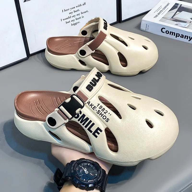 New Men's Sandals Barefoot Beach Shoes Anti Slip and Wear Resistant Soft Bottom Baotou Breathable Seaside Leisure Beach Slippers