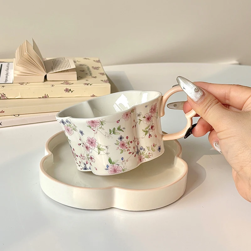 Four leaf clover flower shaped coffee cup and plate, high-end and exquisite afternoon tea cup set, birthday gift and souvenir